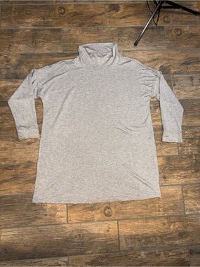 Eileen Fisher Gray Turtle Neck Long Sleeve Top
